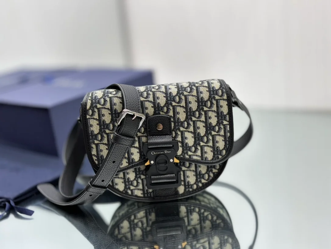 디올 갤럽 메신저백 블랙