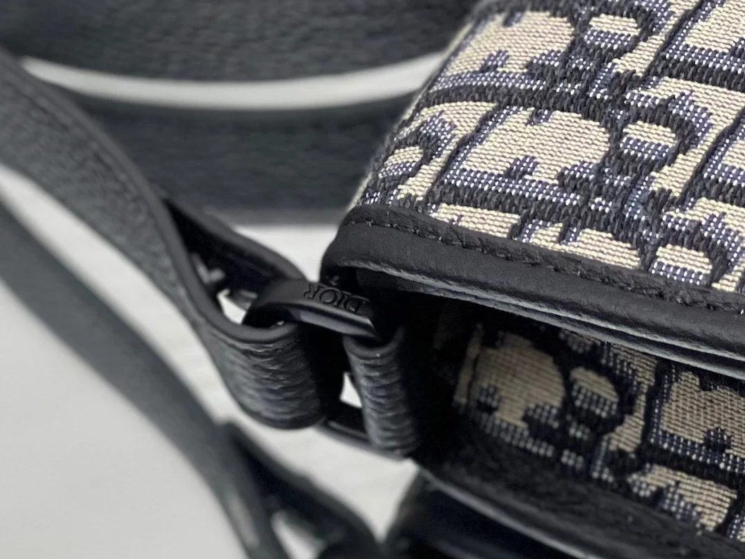 디올 갤럽 메신저백 블랙