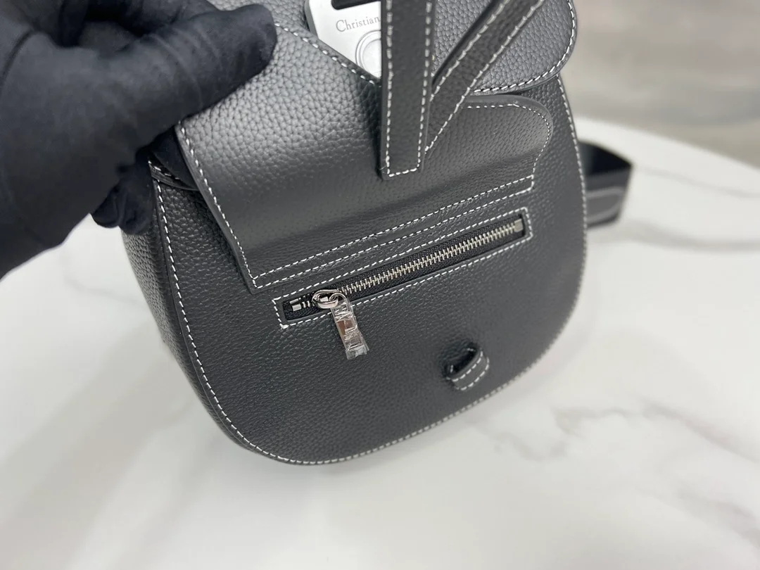 디올 GALLOP 미니 슬링백 블랙