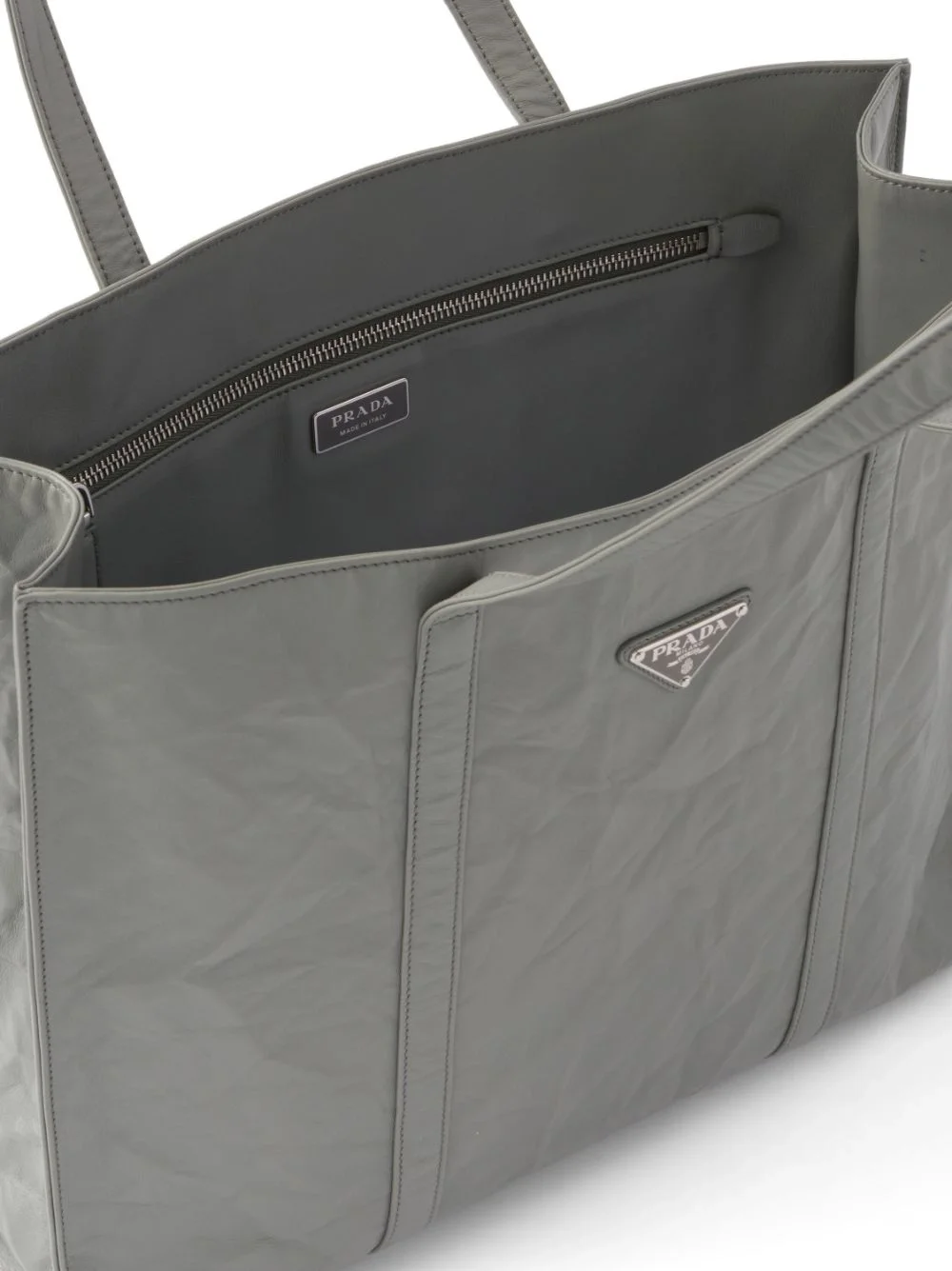 프라다 라지 엔틱 나파 토트백 그레이
