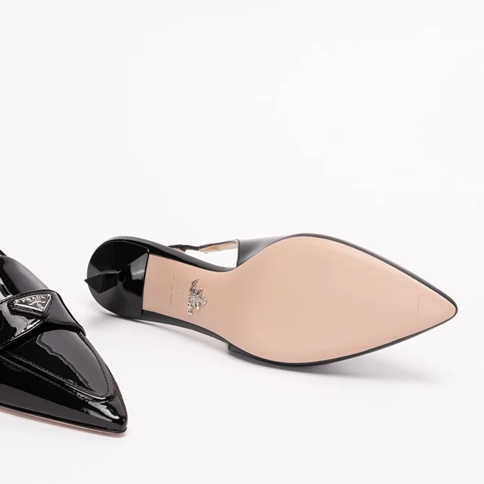 프라다 23FW 슬링백 펌프스