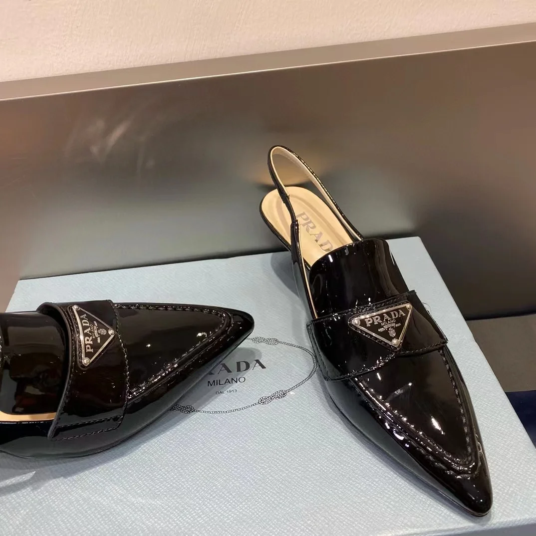 프라다 23FW 슬링백 펌프스