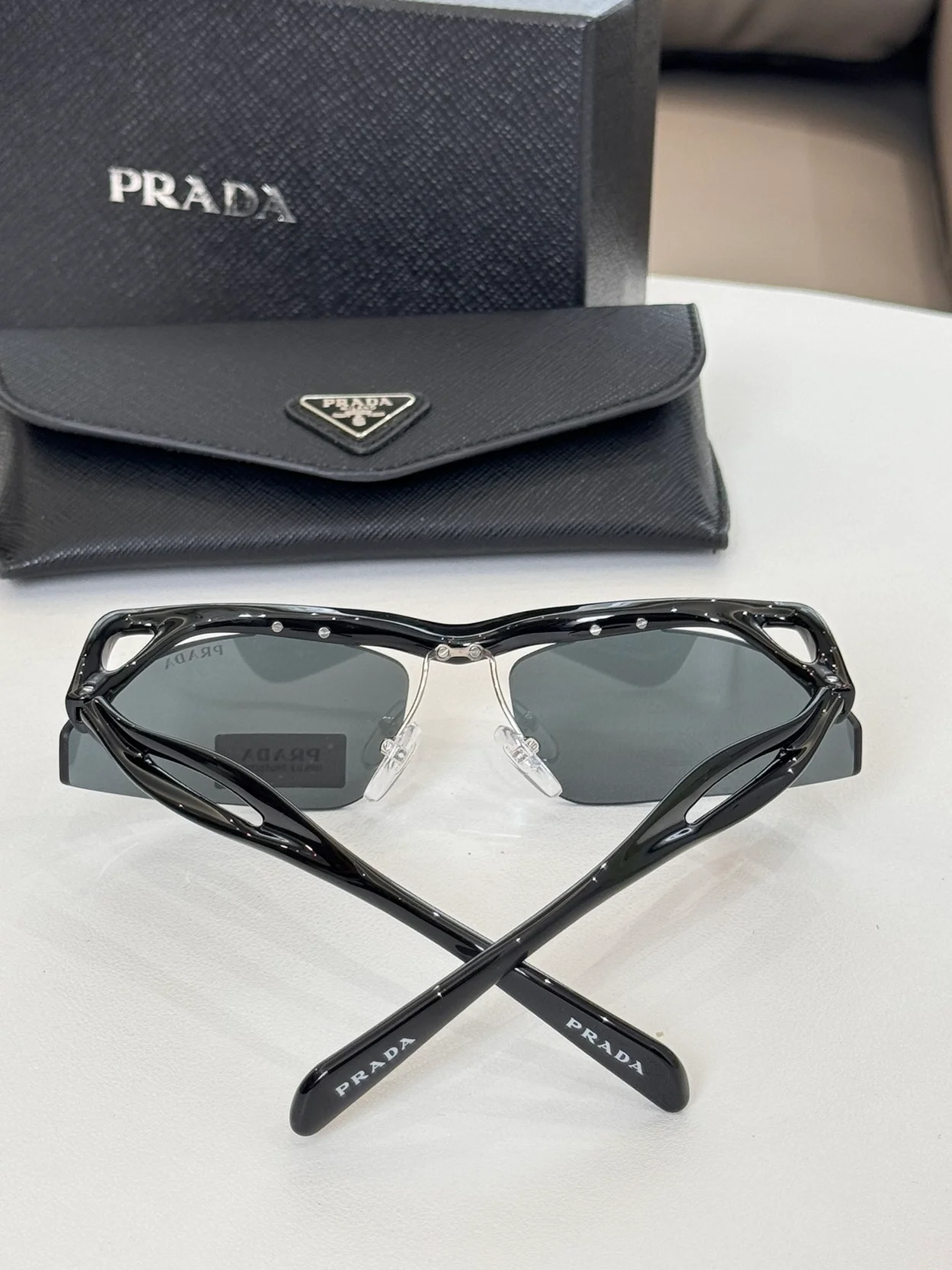 프라다 Runway (3color)