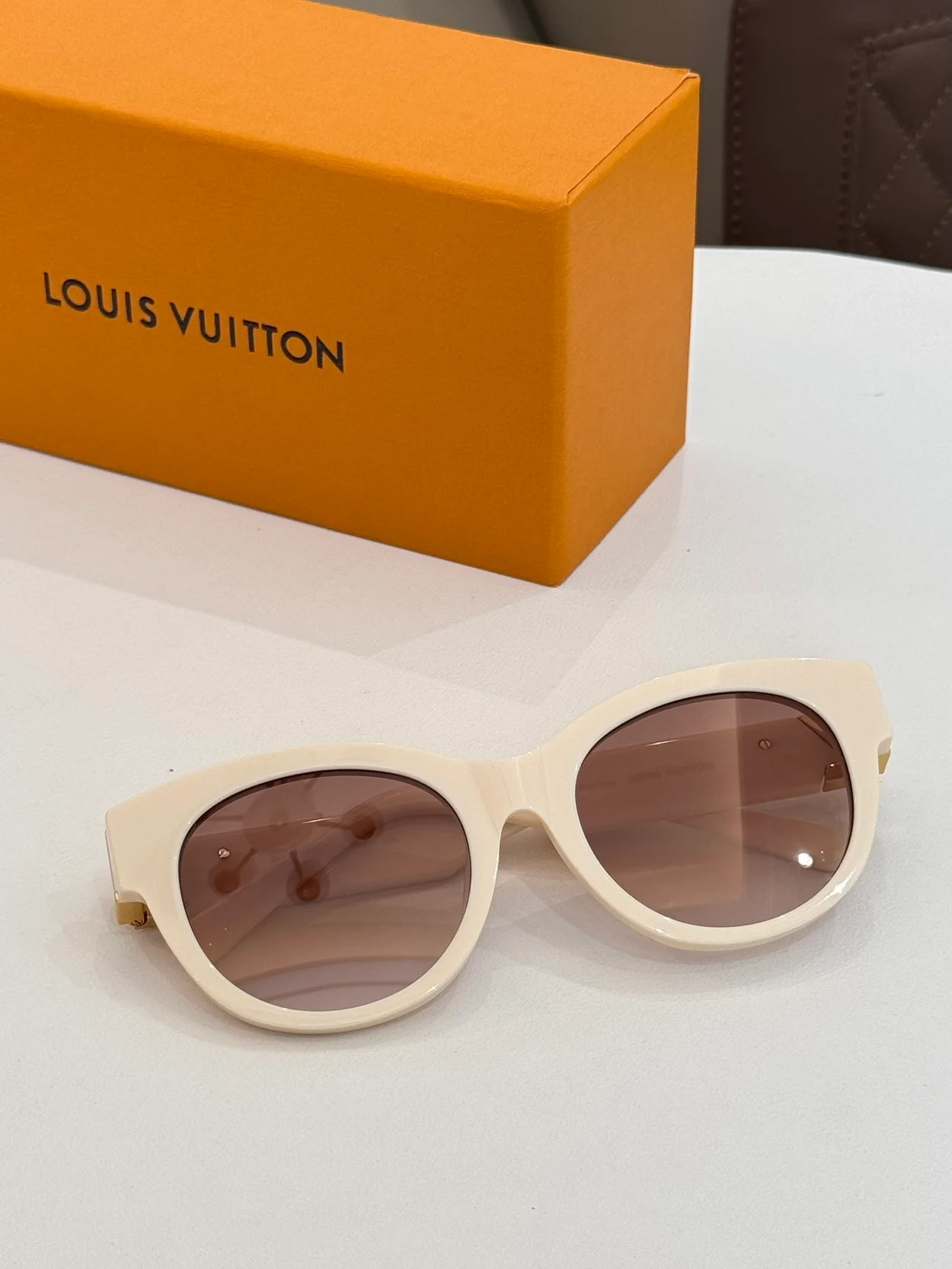 루이비통 Twist Round Z2378E (6color)