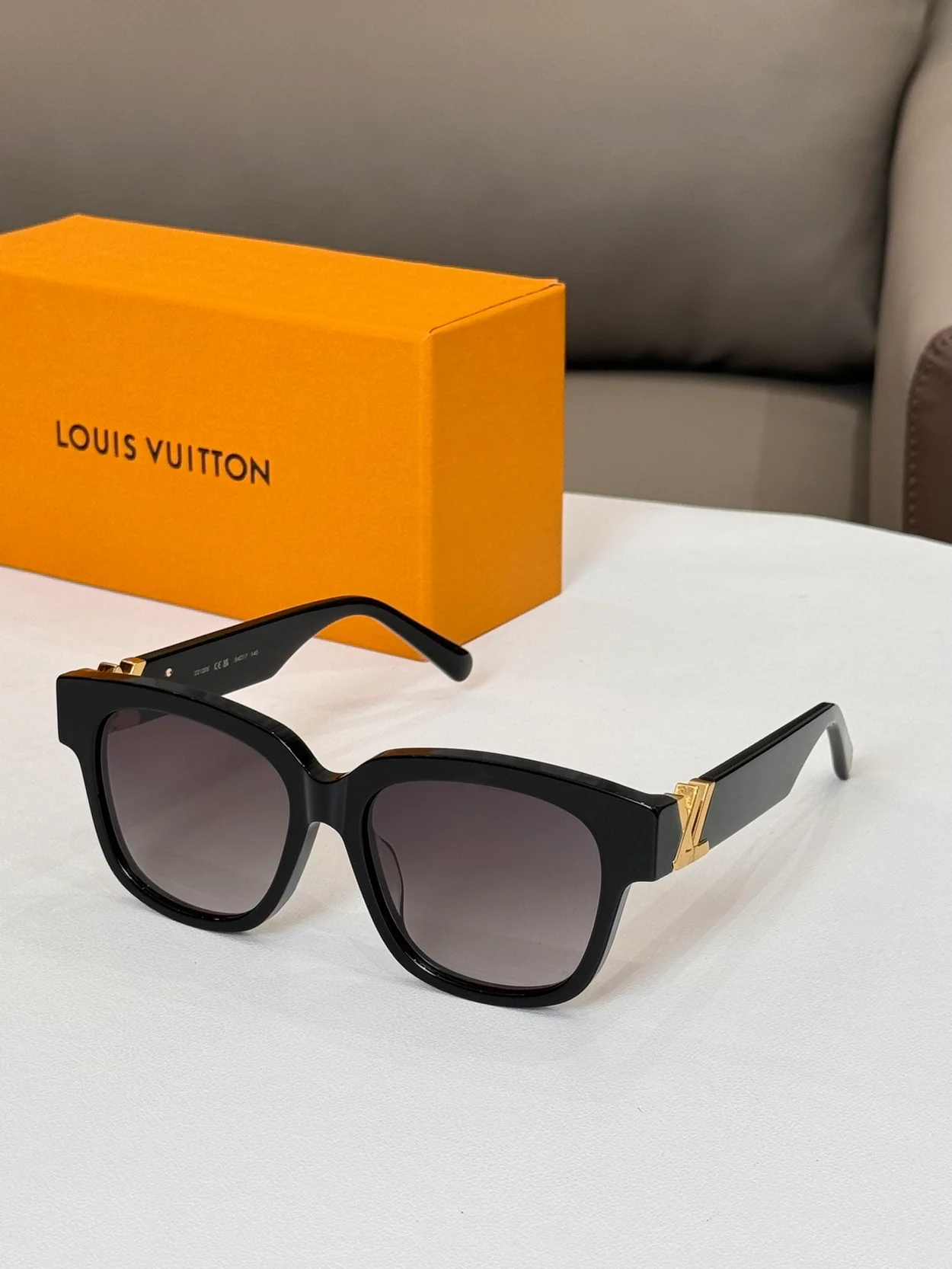 루이비통 GO-14 Z2120E (6color)