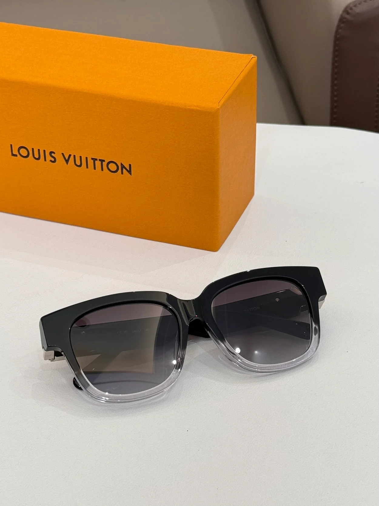 루이비통 GO-14 Z2120E (6color)