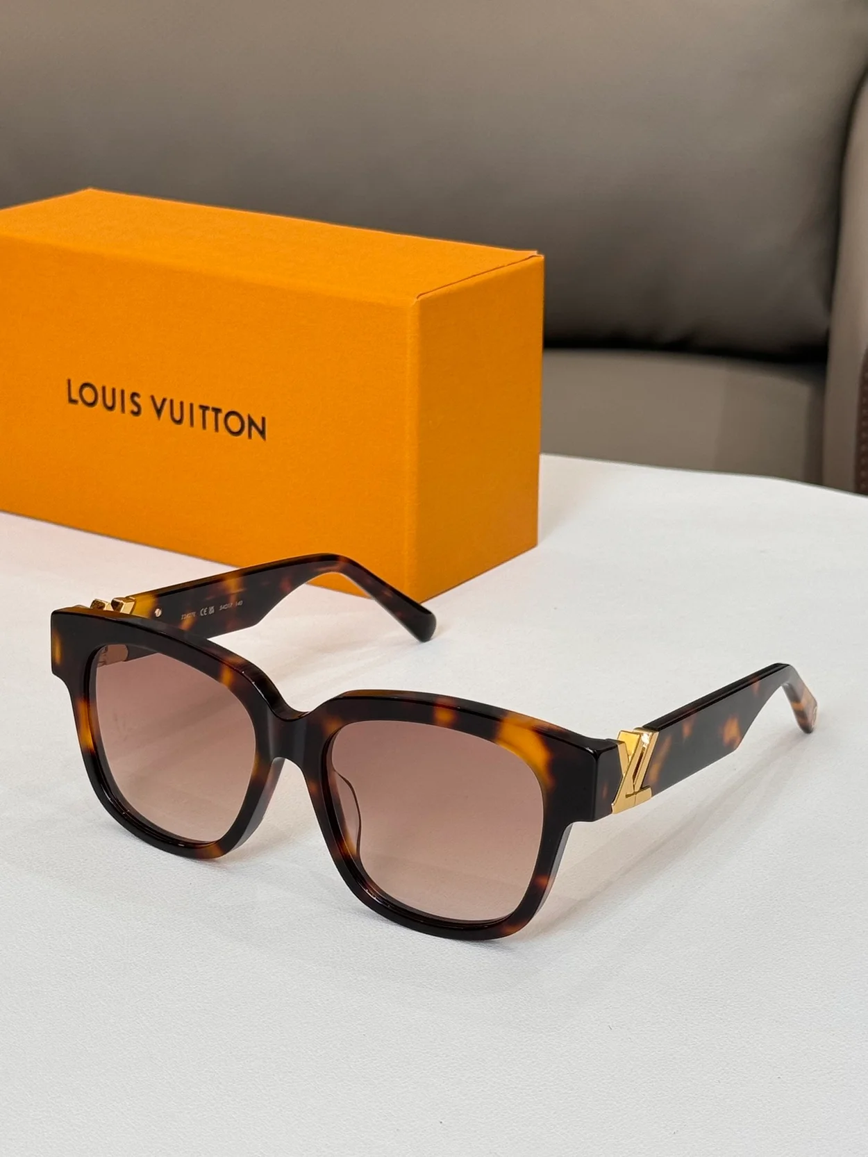 루이비통 GO-14 Z2120E (6color)