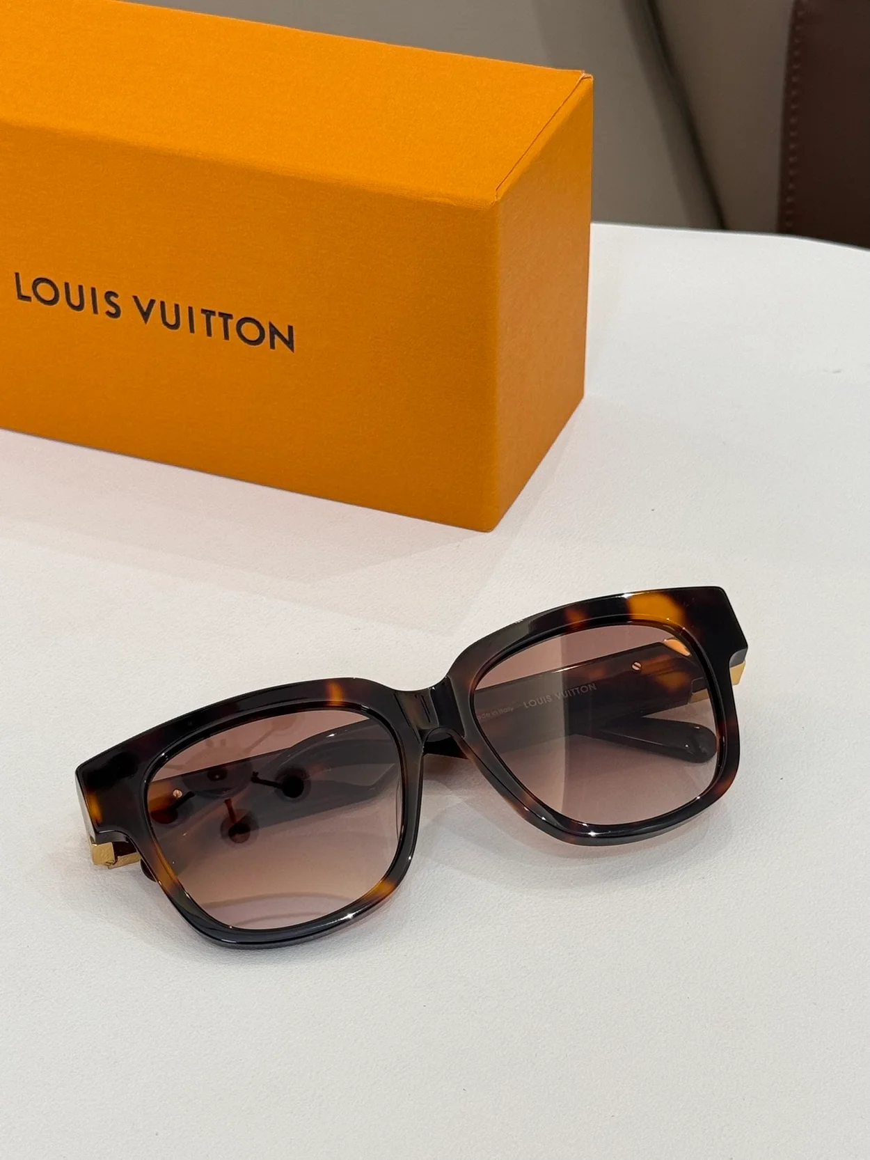 루이비통 GO-14 Z2120E (6color)