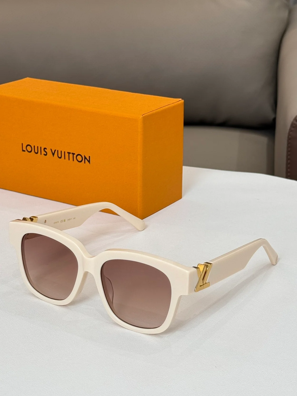 루이비통 GO-14 Z2120E (6color)