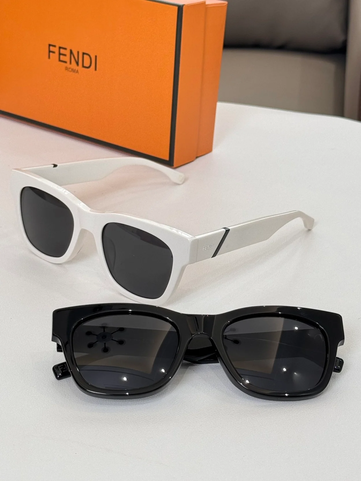 펜디 SUNGLASSES (3color)