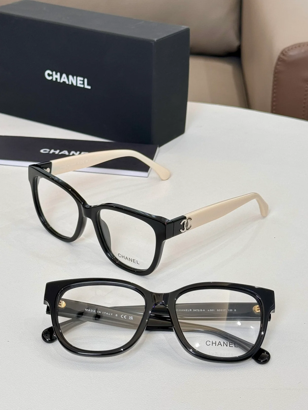 샤넬 SQUARE FRAME (4color)