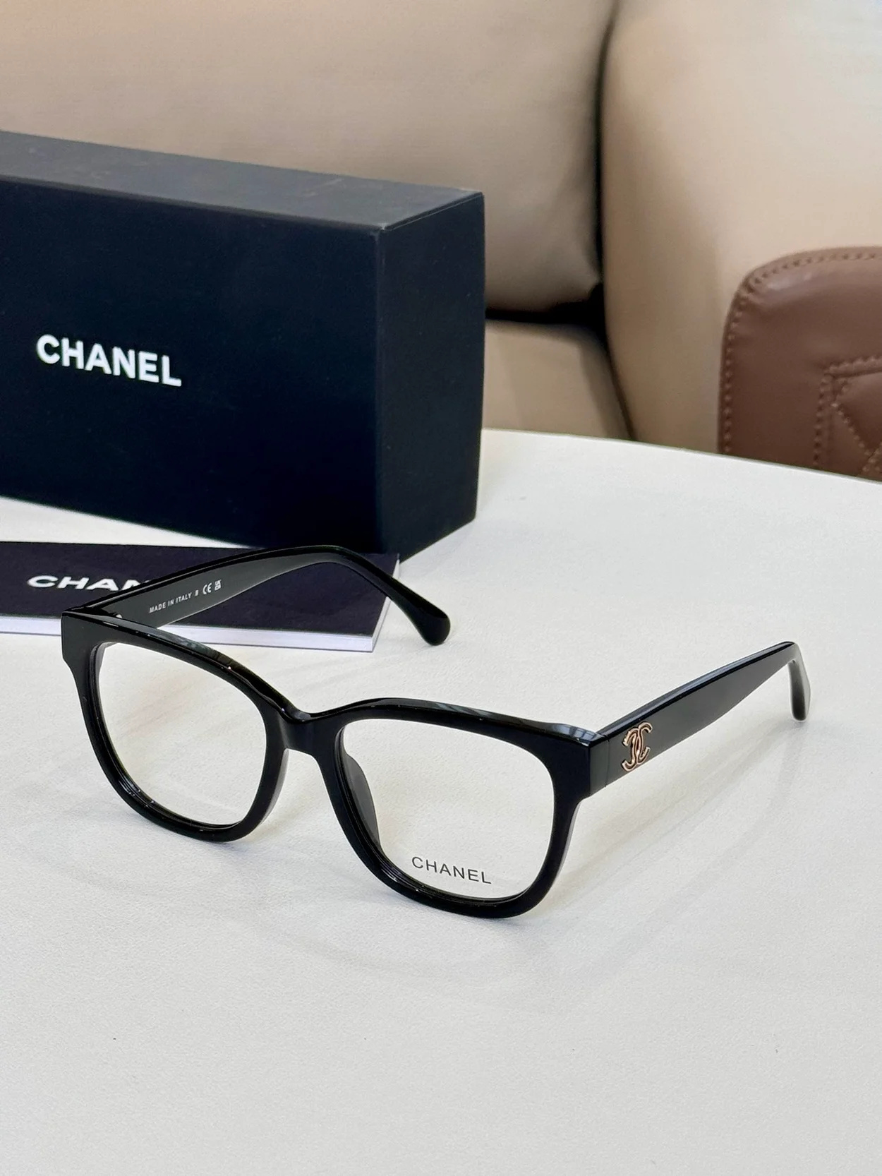 샤넬 SQUARE FRAME (4color)