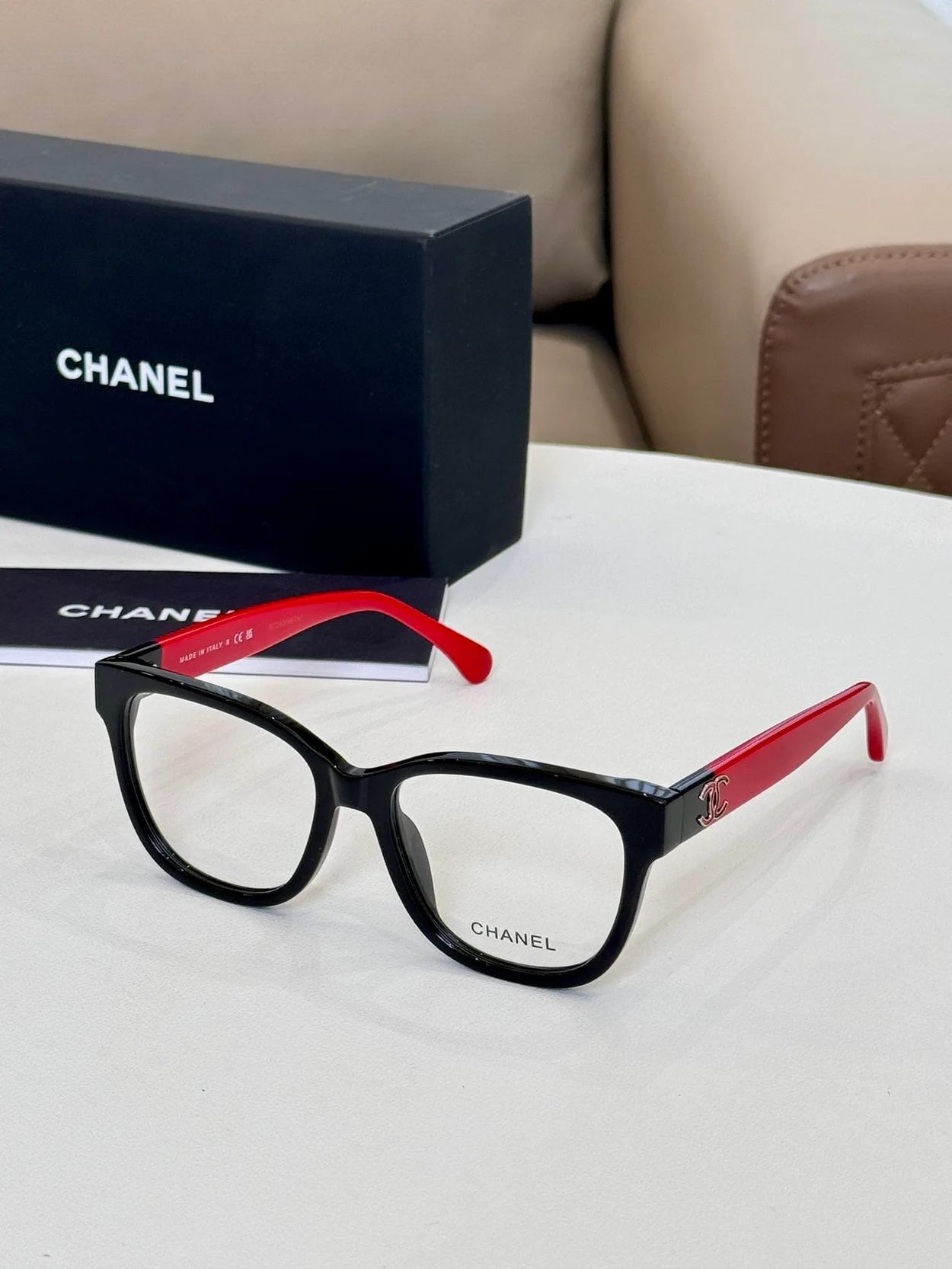 샤넬 SQUARE FRAME (4color)