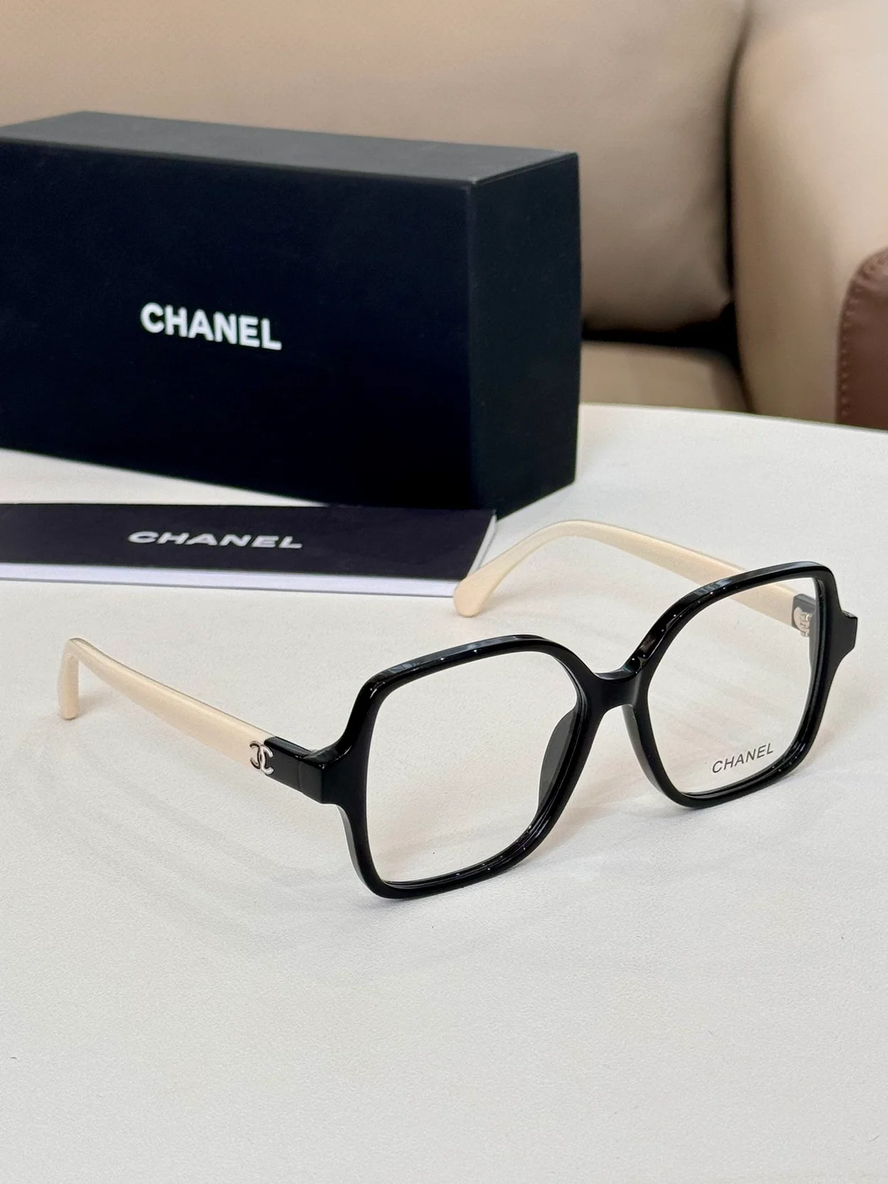 샤넬 SQUARE FRAME (4color)