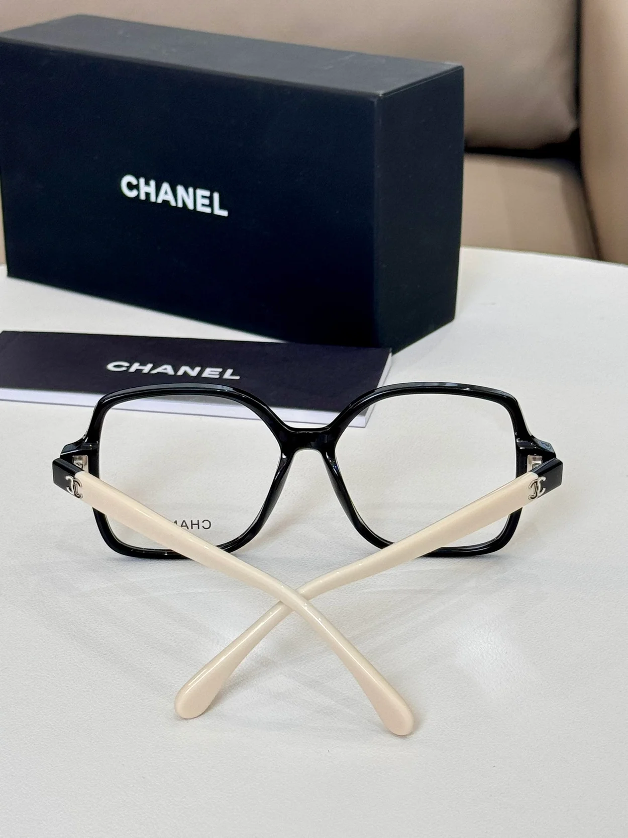 샤넬 SQUARE FRAME (4color)