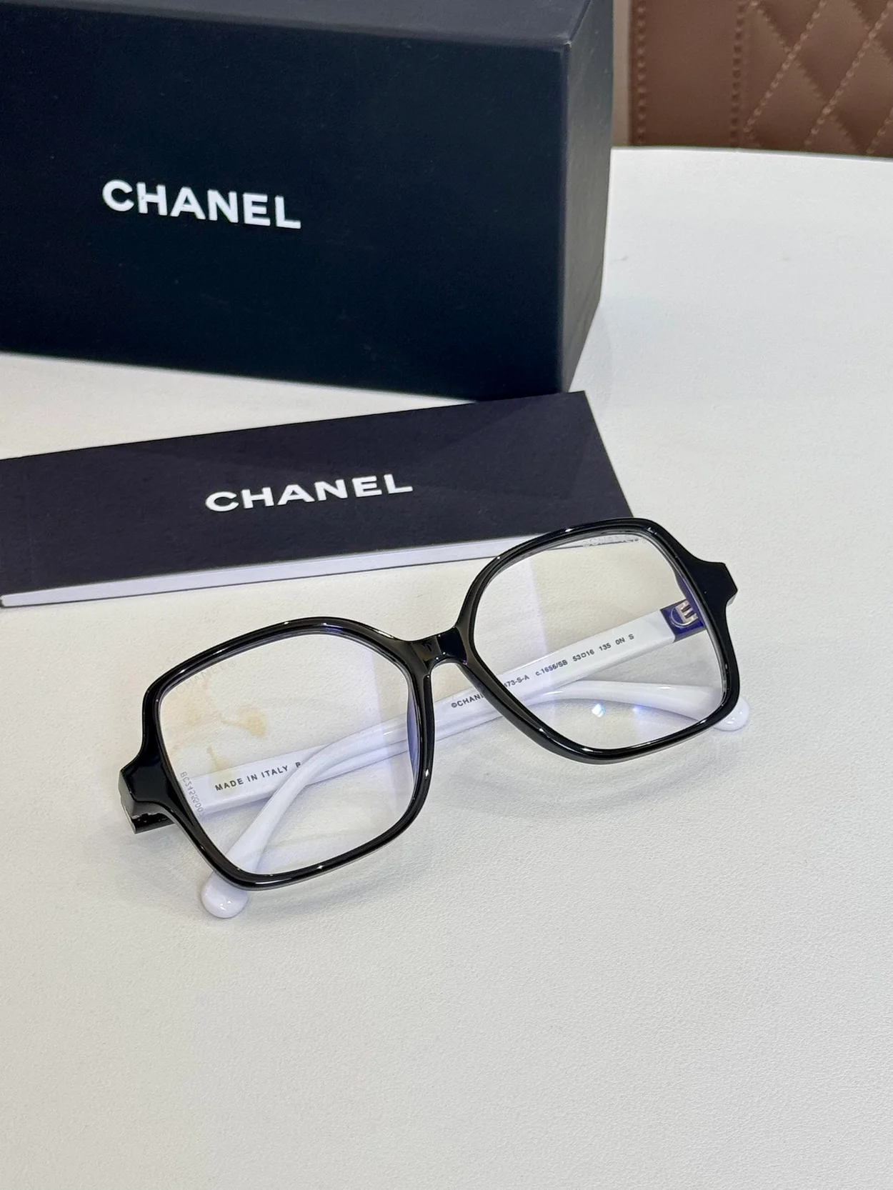 샤넬 SQUARE FRAME (4color)