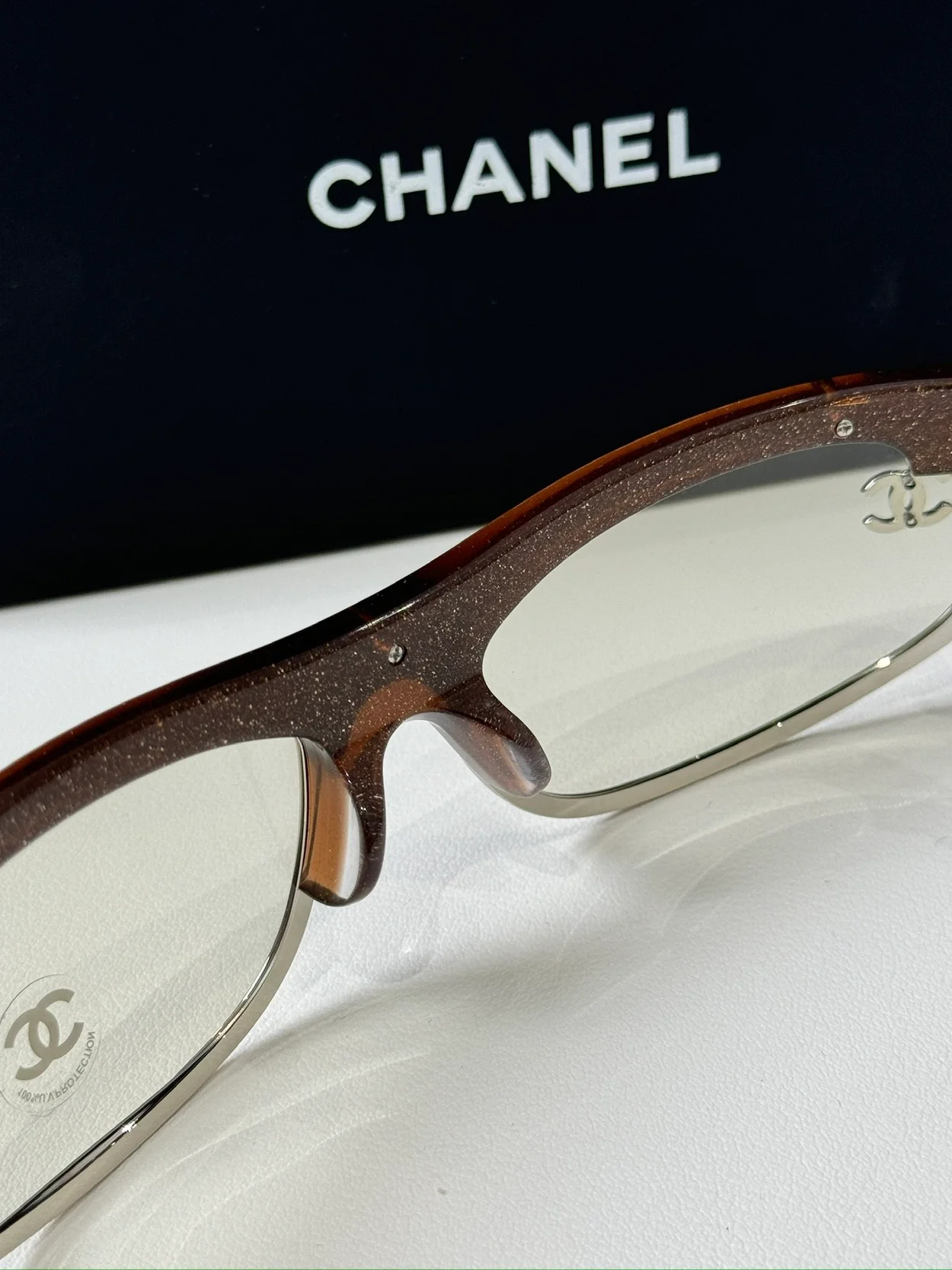 샤넬 SHIELD SUNGLASSES (4color)