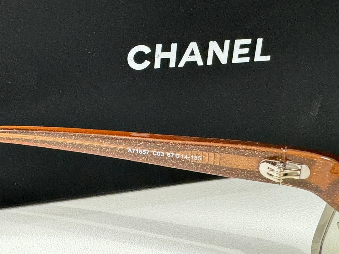 샤넬 SHIELD SUNGLASSES (4color)