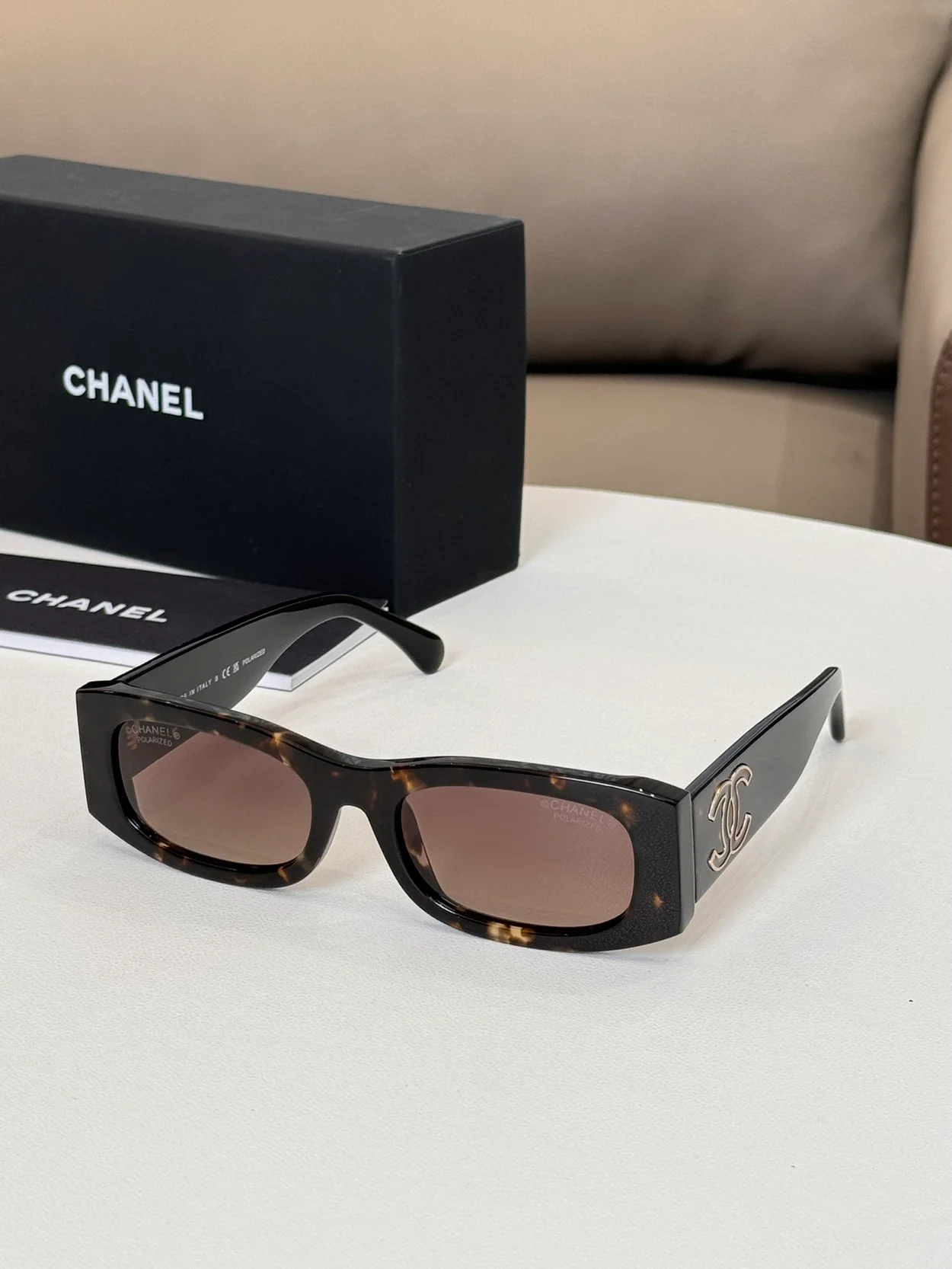 샤넬 SUNGLASSES A71619 X02016 S5628 (5color)