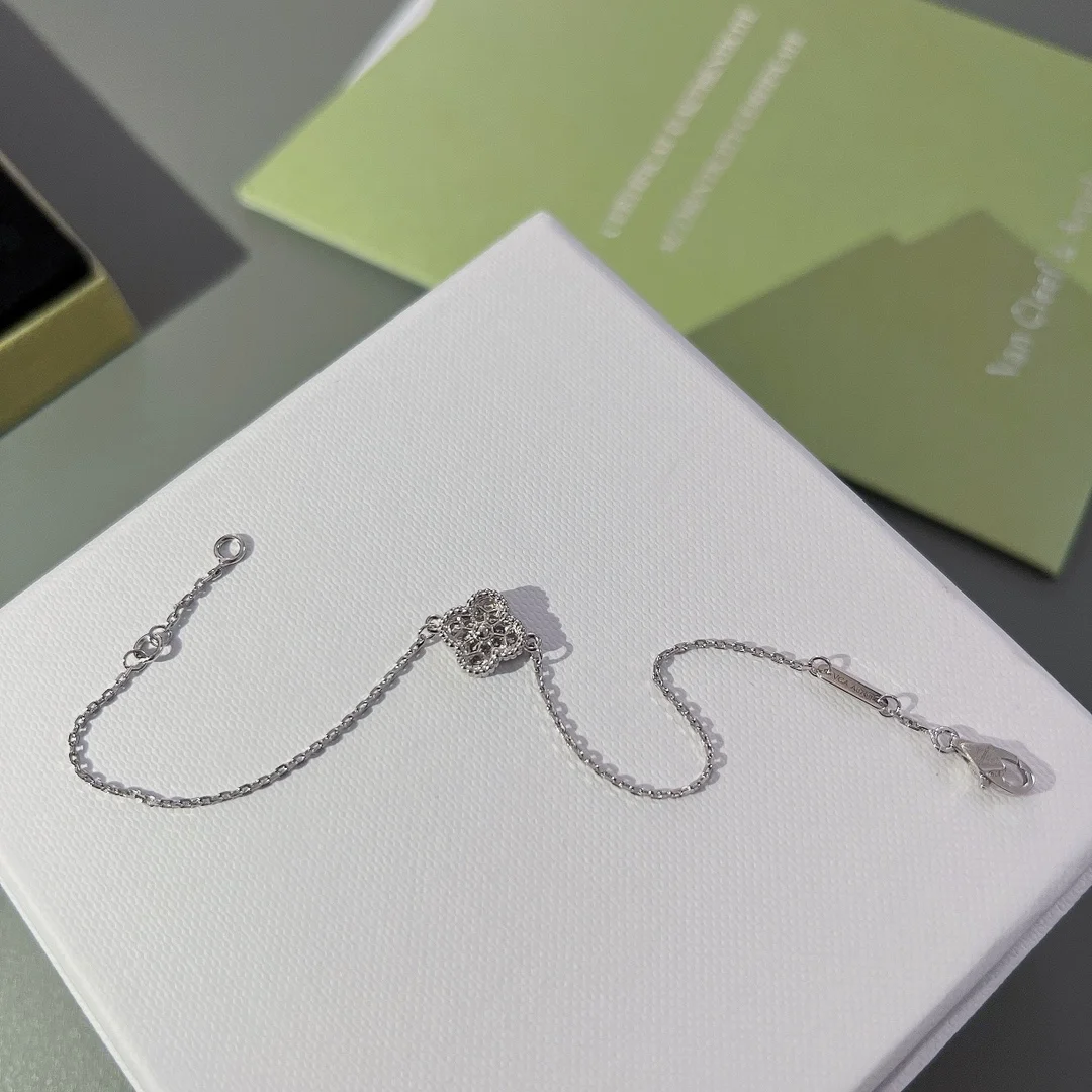 반클리프 앤 아펠 스위트 알함 모티브 브레이슬릿