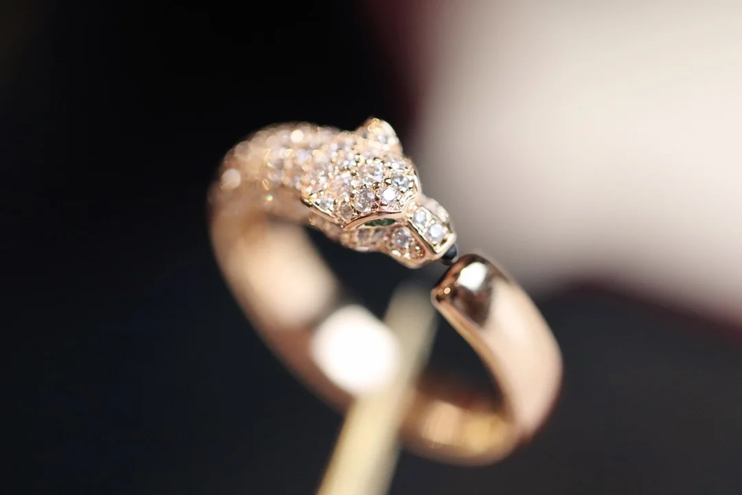 까르띠에 팬더 드 핑크 골드 반지 N4765700