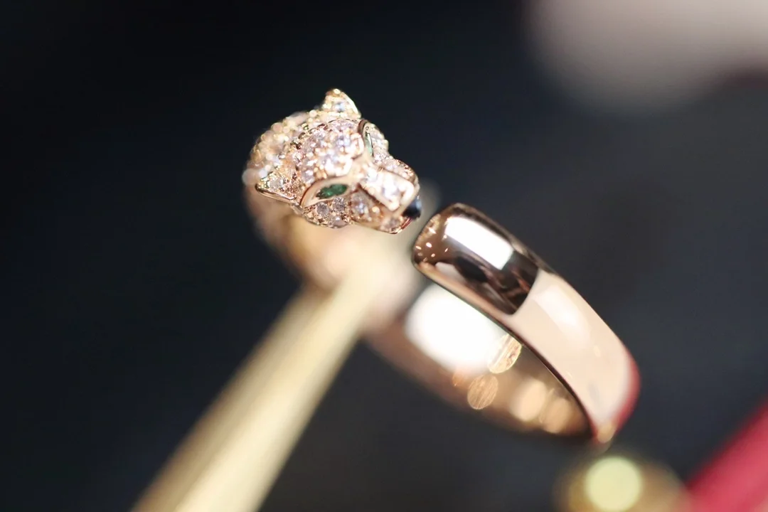 까르띠에 팬더 드 핑크 골드 반지 N4765700