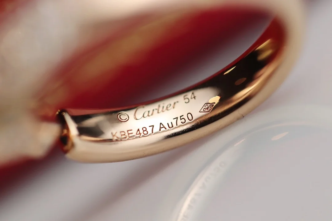 까르띠에 팬더 드 핑크 골드 반지 N4765700