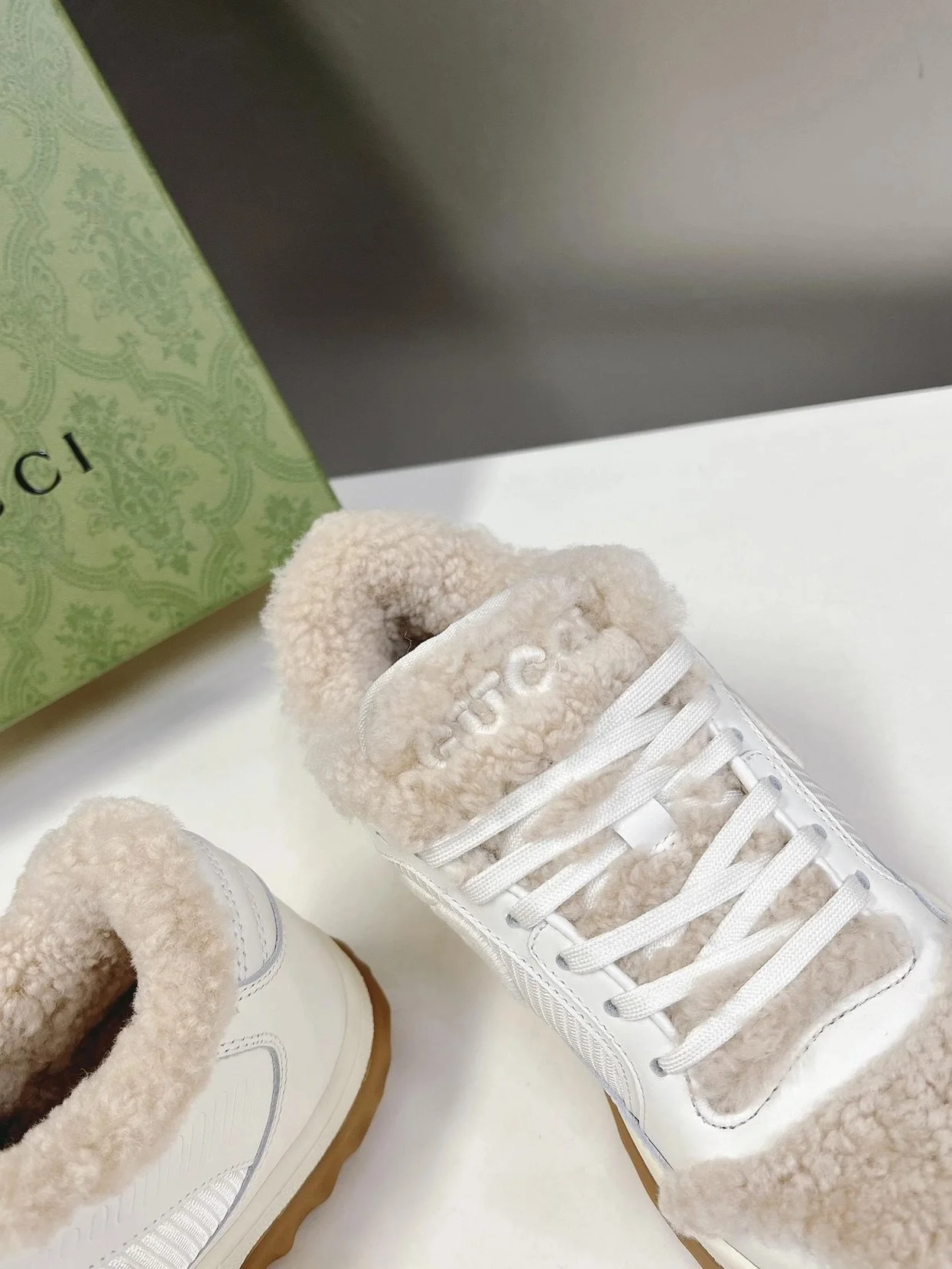 구찌 MAC80 스니커즈 오프 화이트