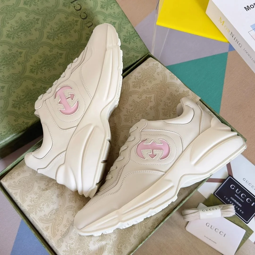 구찌 라이톤 스니커즈 아이보리