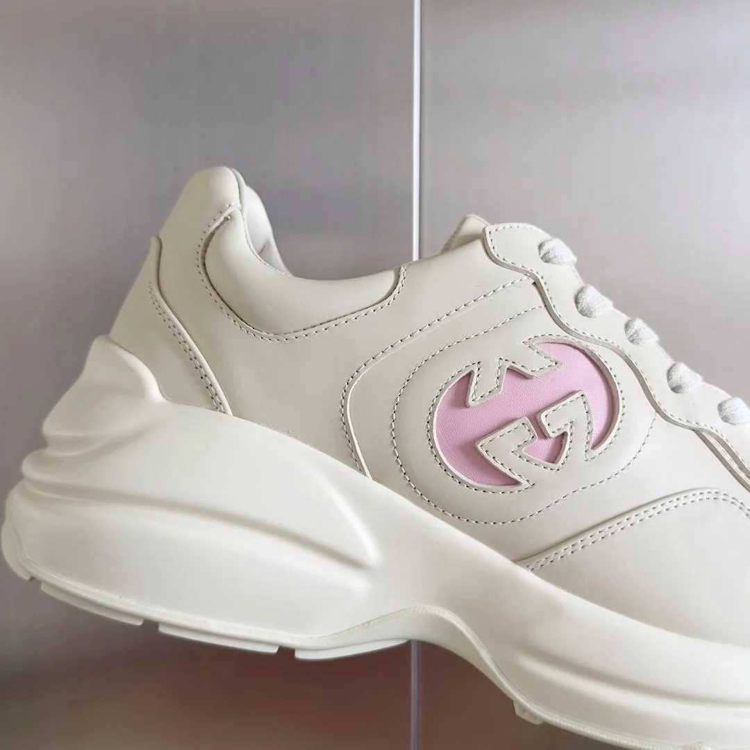 구찌 라이톤 스니커즈 아이보리