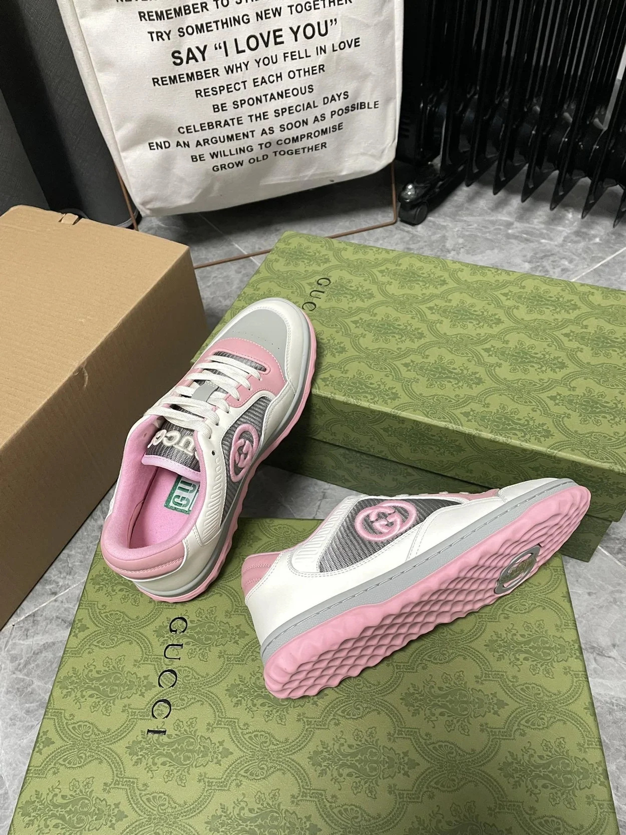 구찌 MAC80 로우탑 스니커즈 핑크