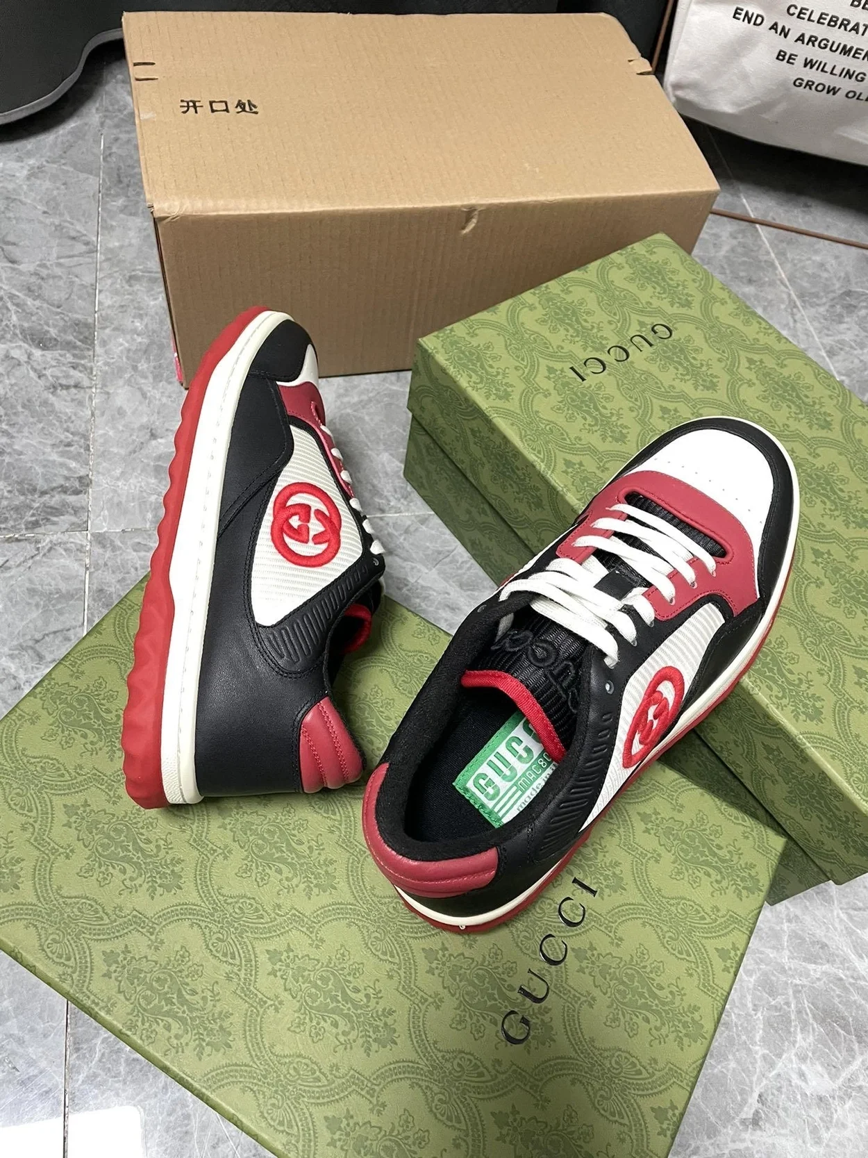 구찌 MAC80 로우탑 스니커즈 레드