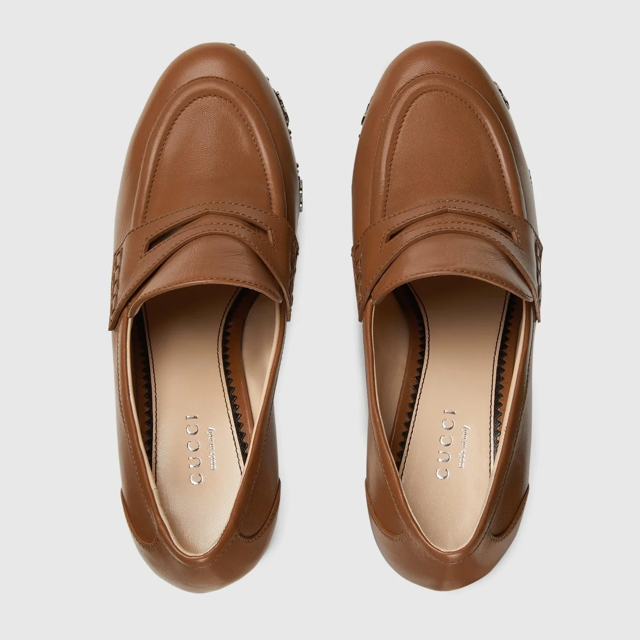 구찌 GG 스터드 플랫폼 로퍼 브라운