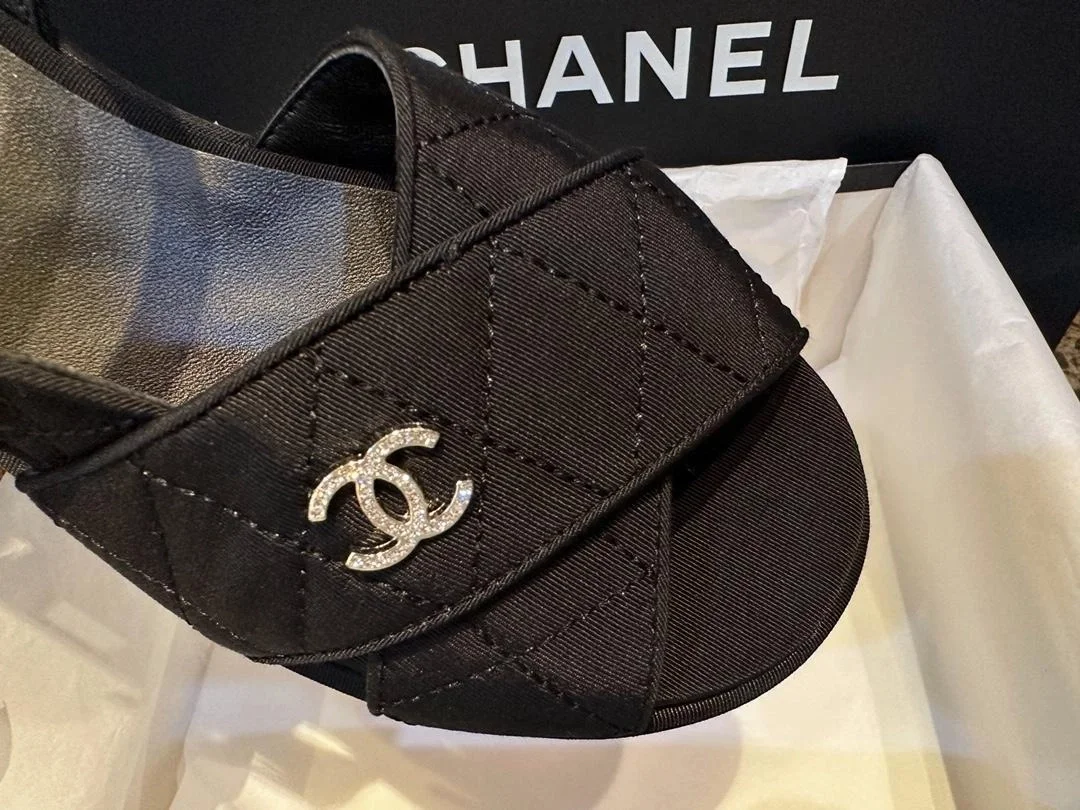 샤넬 샌들 그로그랭 블랙