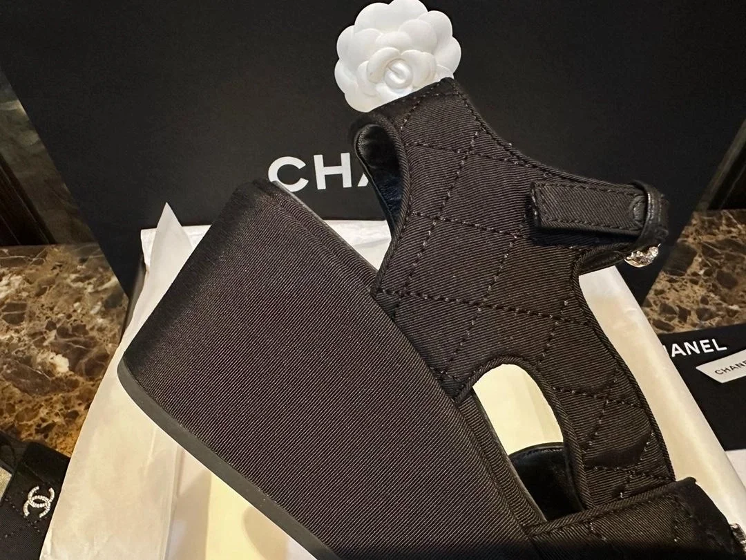 샤넬 샌들 그로그랭 블랙