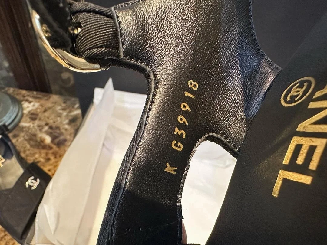 샤넬 샌들 그로그랭 블랙