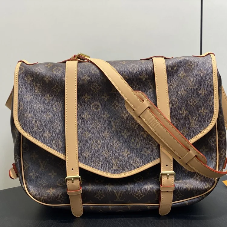 루이비통 모노그램 소뮈르 M42252