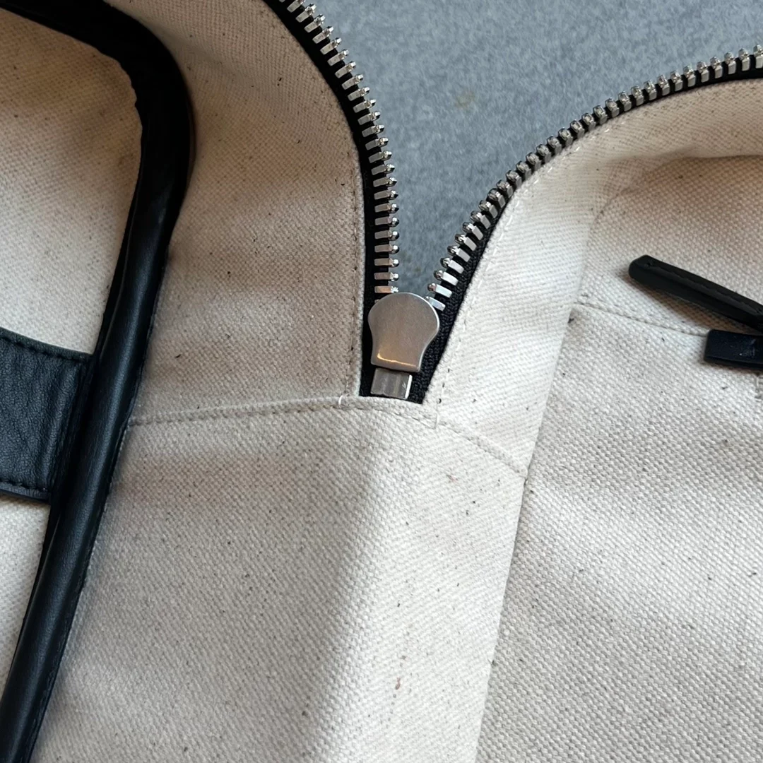 보테가 베네타 겟어웨이 라지 트래블백 블랙