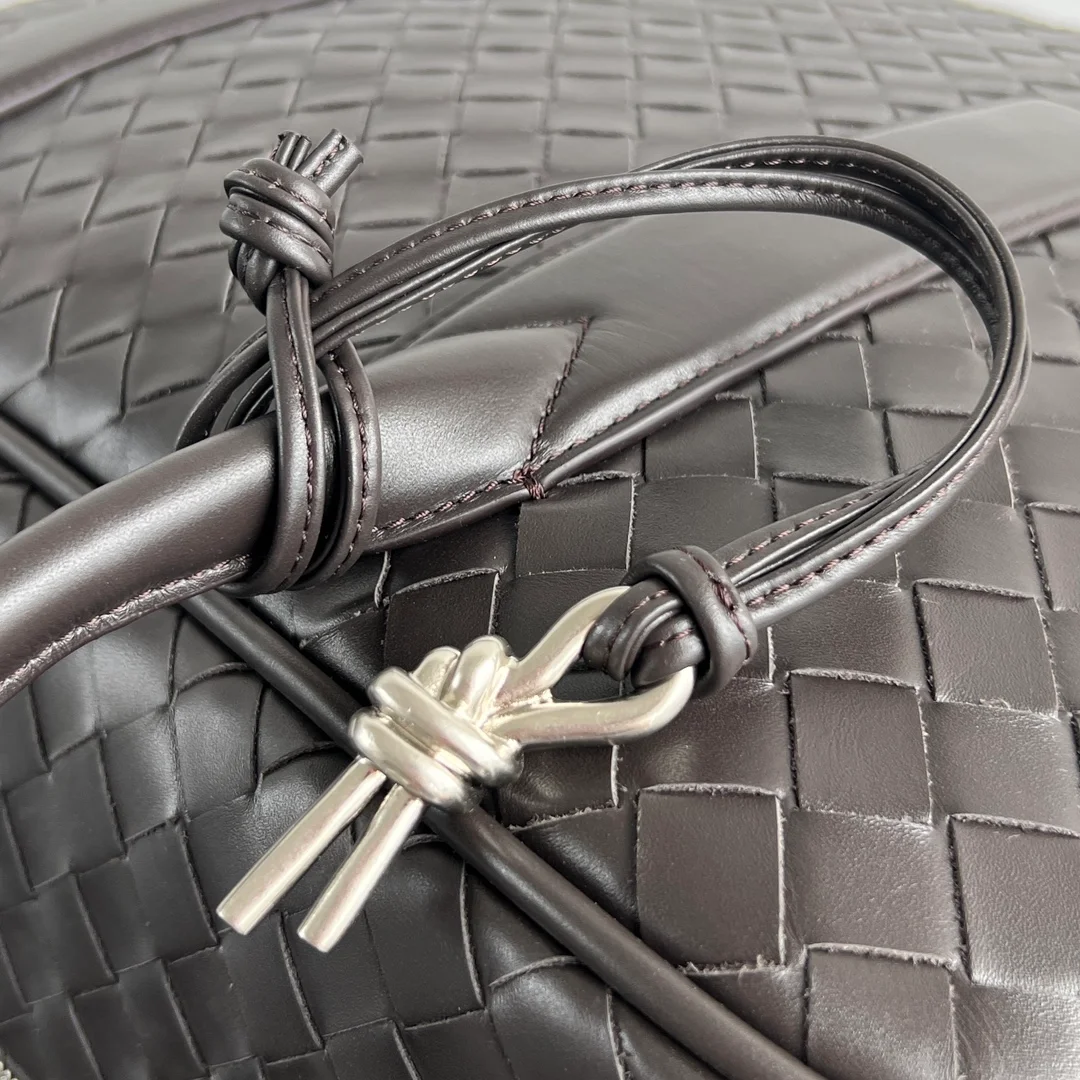 보테가 베네타 겟어웨이 미디엄 트래블백 (2color)