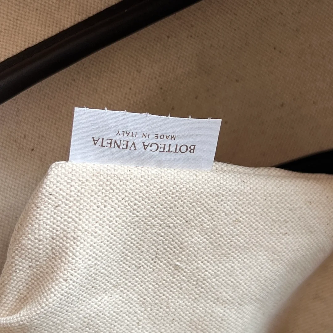 보테가 베네타 겟어웨이 미디엄 트래블백 (2color)