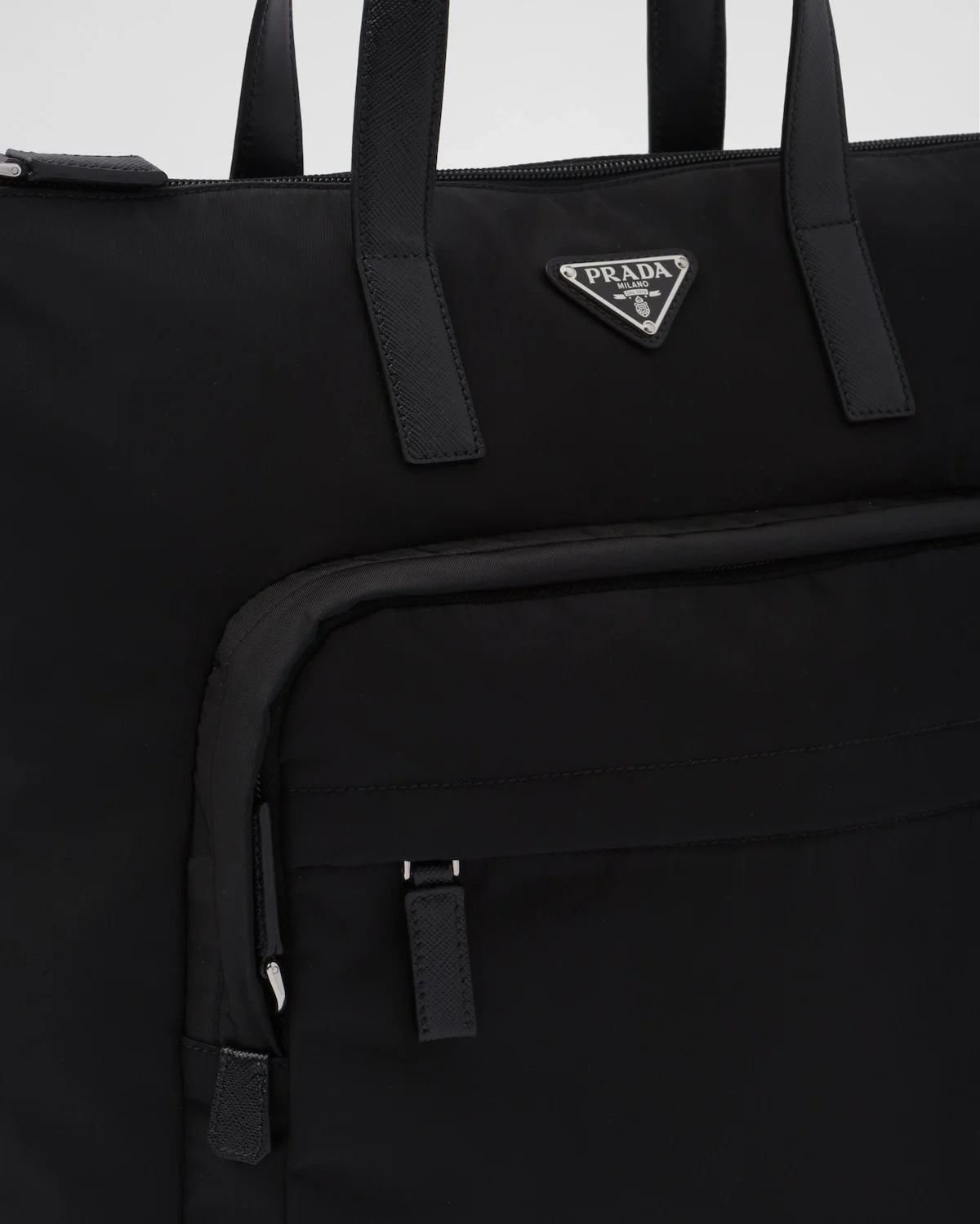 프라다 리나일론 사피아노 레더 토트백