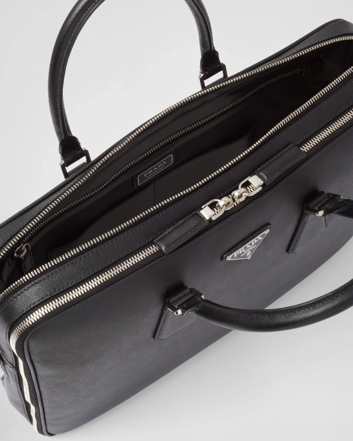 프라다 사피아노 삼각로고 레더 투지퍼 브리프케이스