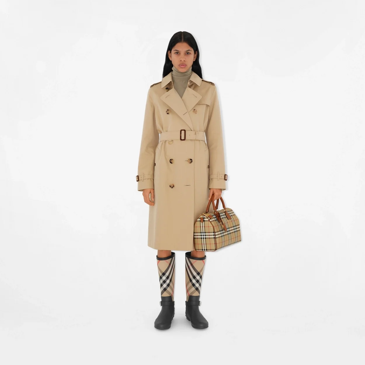 버버리 미디엄 체크 볼링백