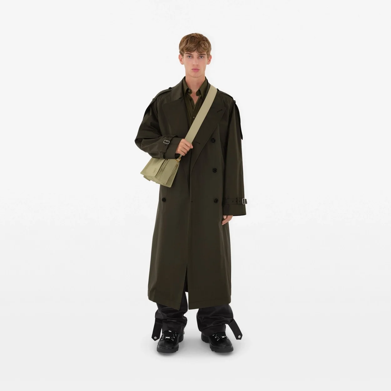 버버리 트렌치 크로스바디백