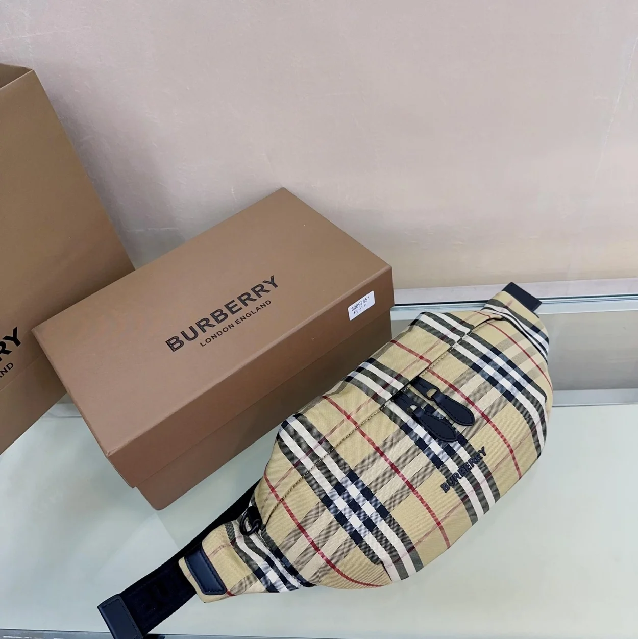 버버리 스티비 벨트백