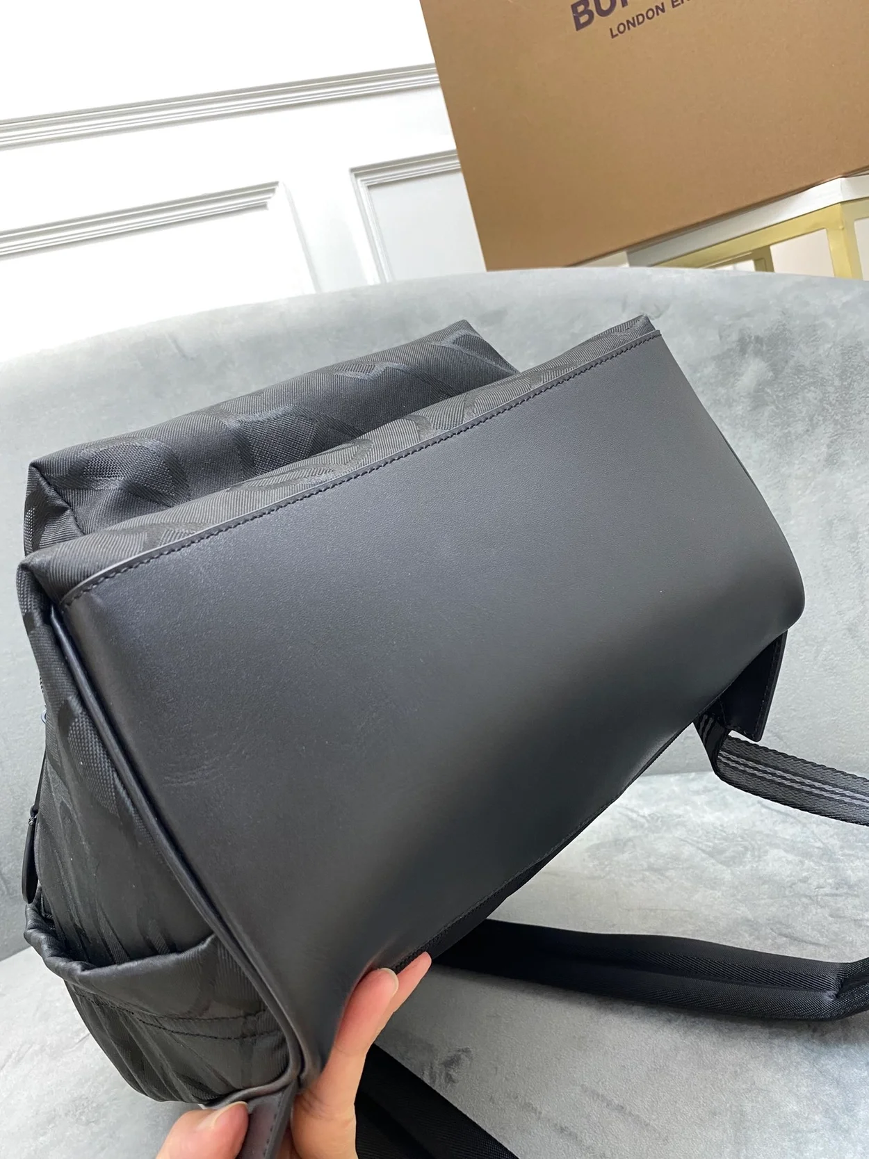 버버리 Jett 모노그램 백팩