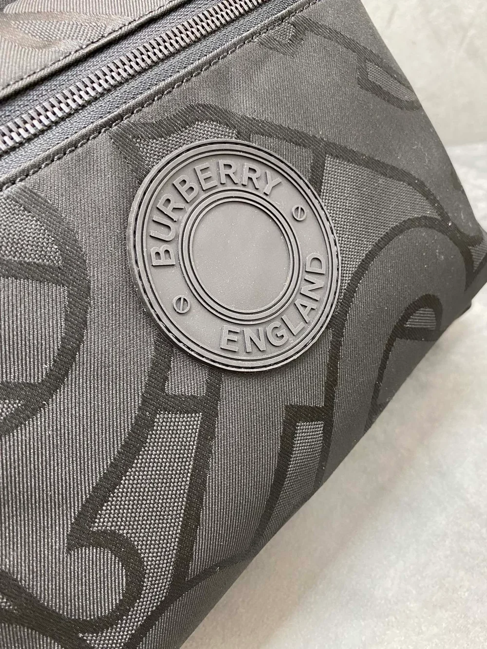 버버리 Jett 모노그램 백팩