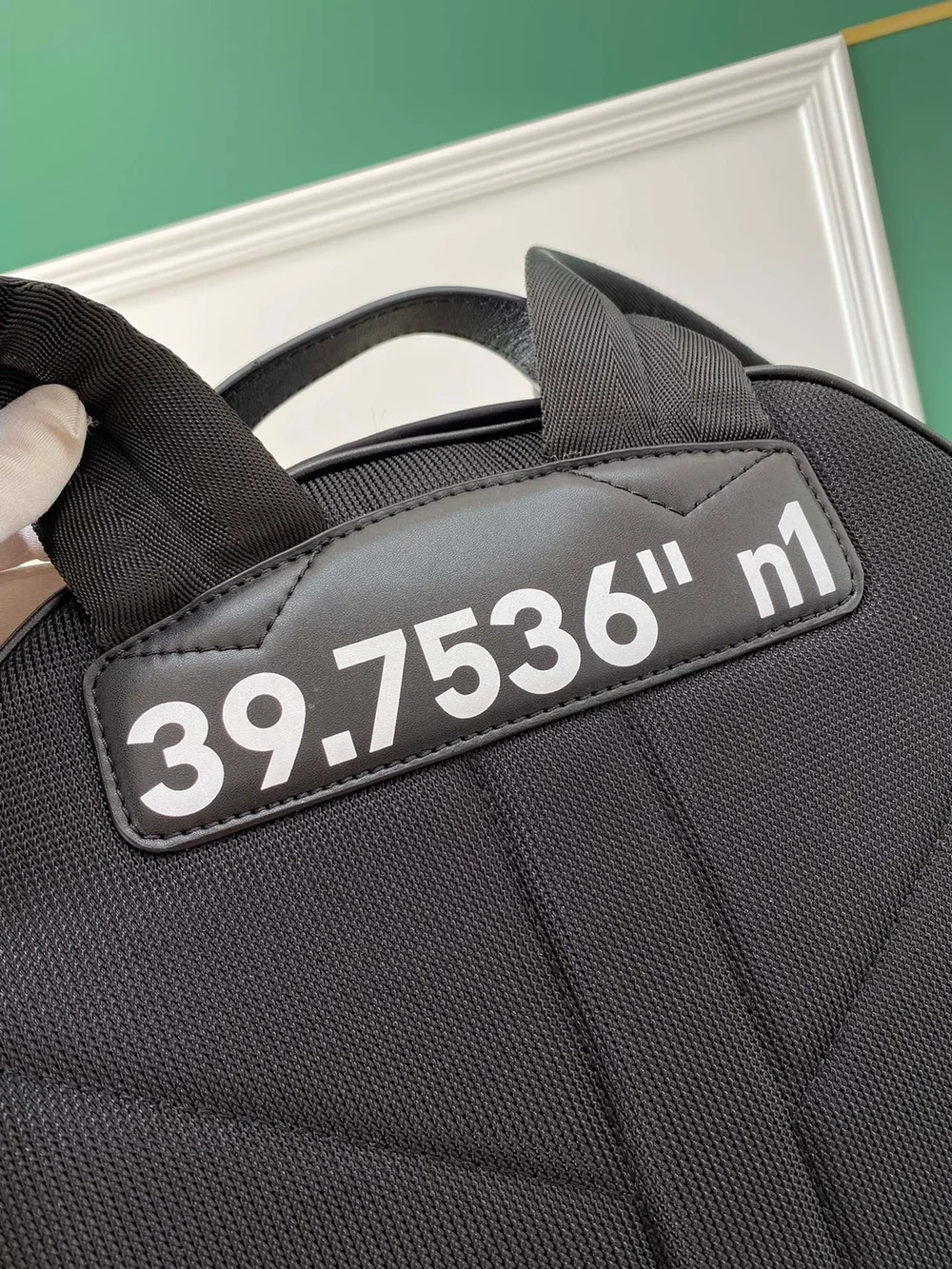 버버리 패드로 코디네이트 프린트 백팩