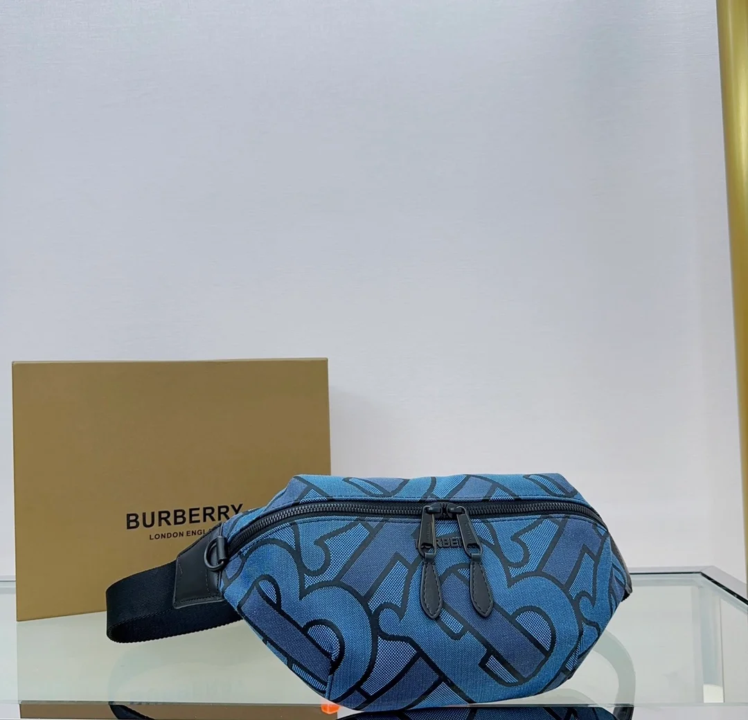 버버리 소니 모노그램 자카드 범백