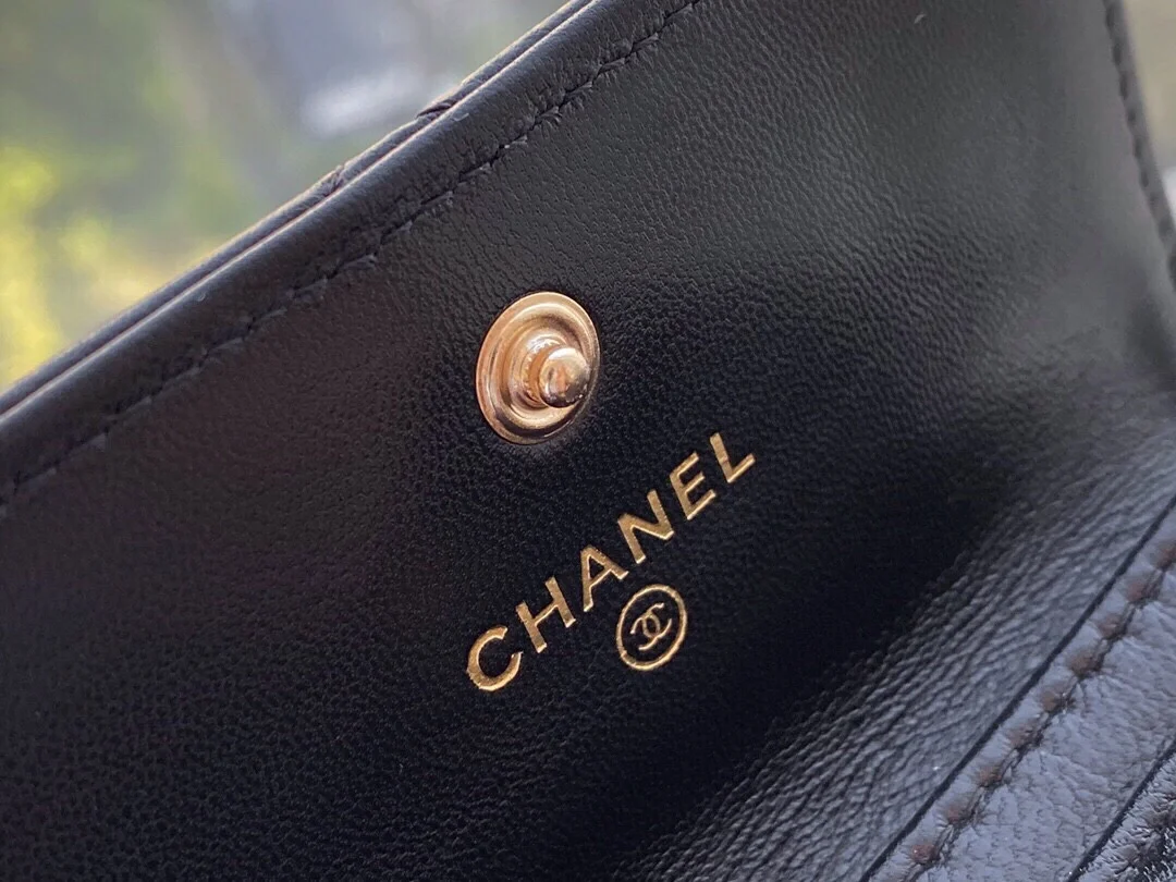 샤넬 19 플랩 카드 홀더 블랙